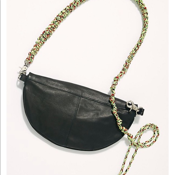 Free people side streets sling bag - Picture 5 of 8